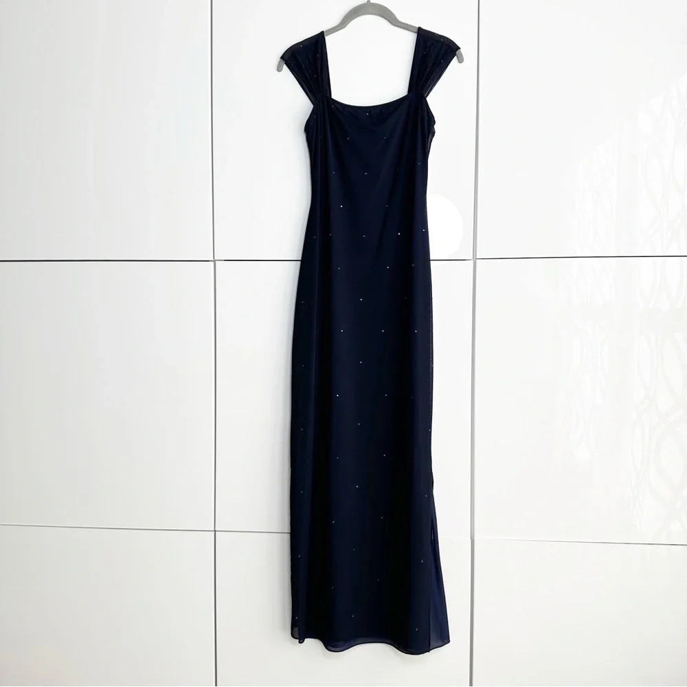 Tahari Formal Gown Navy With Crystals Mesh Size 6 Long Dress Made In USA